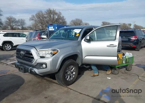 2019 Toyota Tacoma Sr5 V6 z USA, uszkodzony, nr VIN 5TFAZ5CNXKX074728
